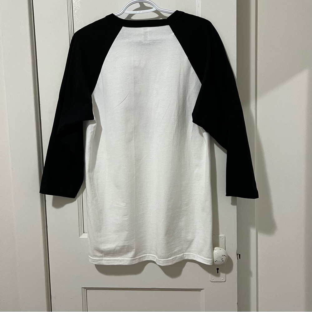 Stranger Things Hellfire Club Raglan - Picture 2 of 4